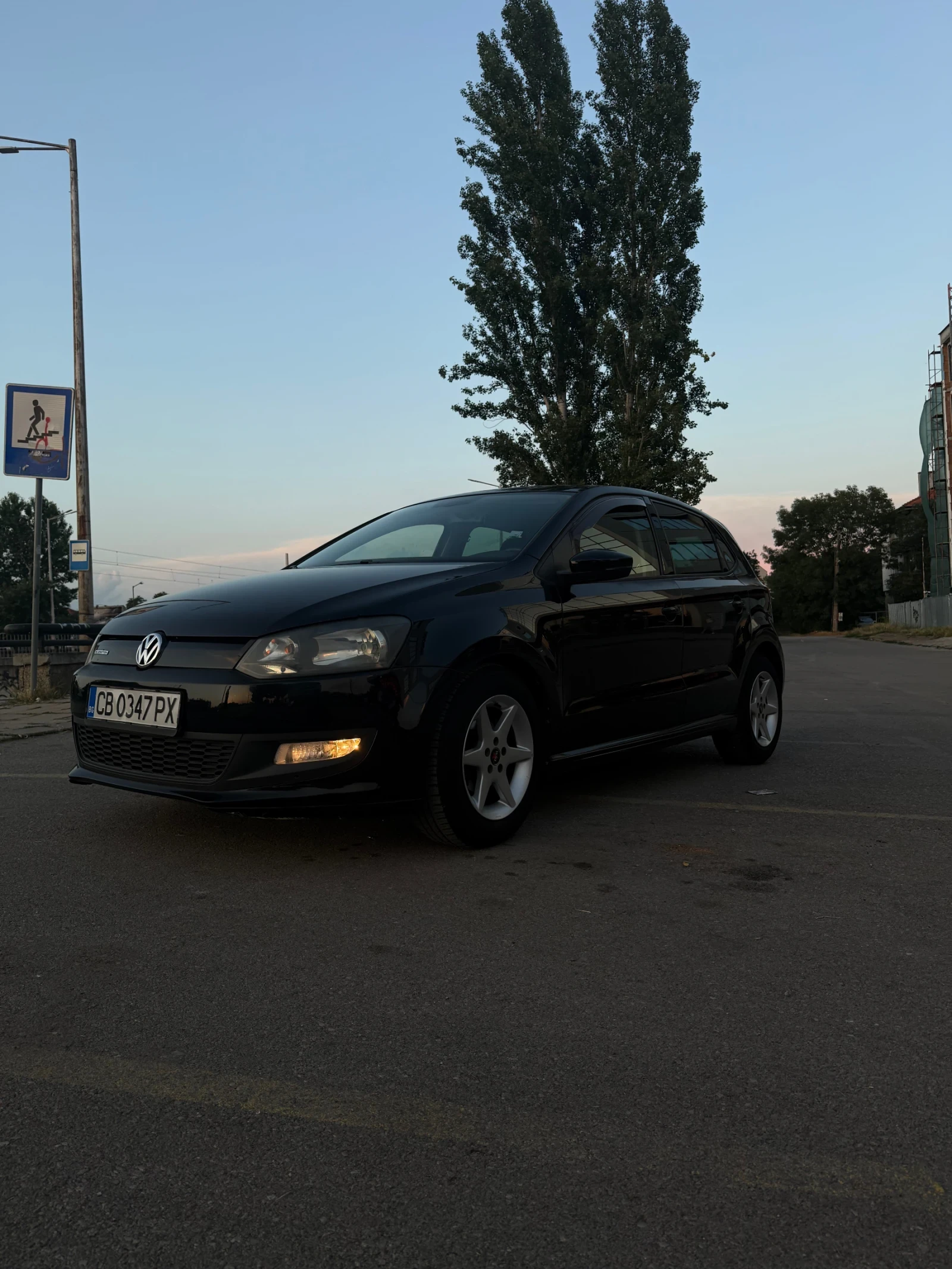 VW Polo, снимка 2 - Автомобили и джипове - 55382471