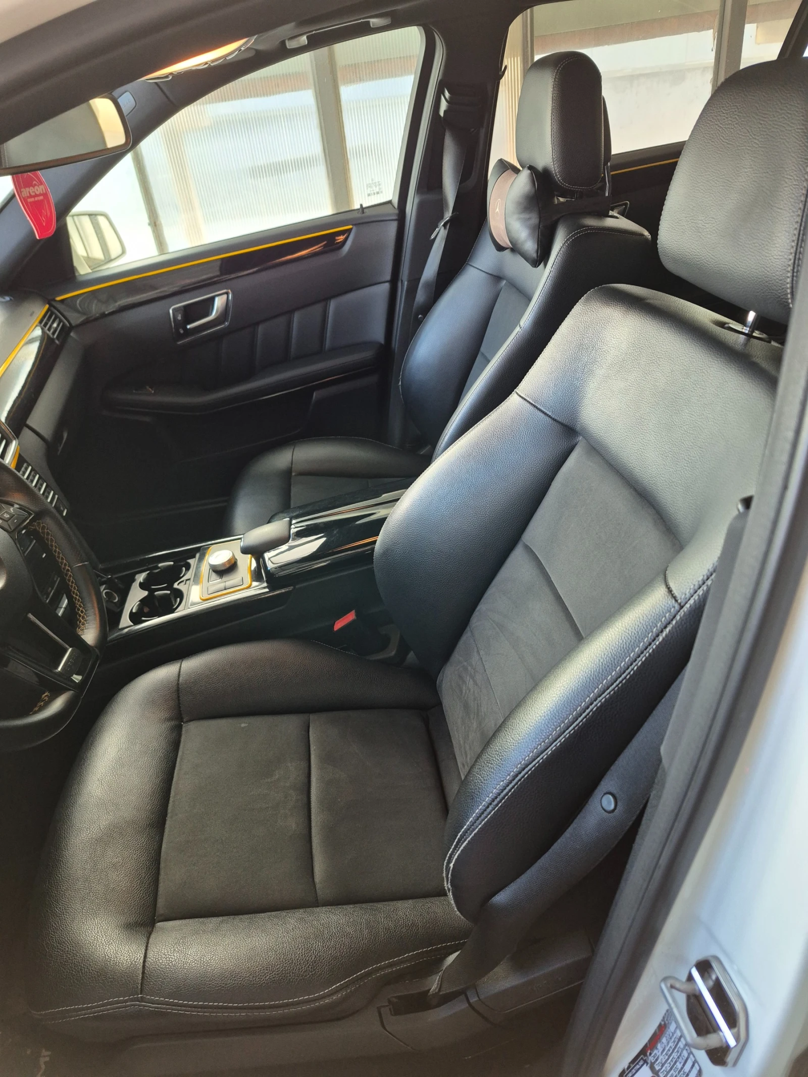 Mercedes-Benz E 220, снимка 8 - Автомобили и джипове - 55470587