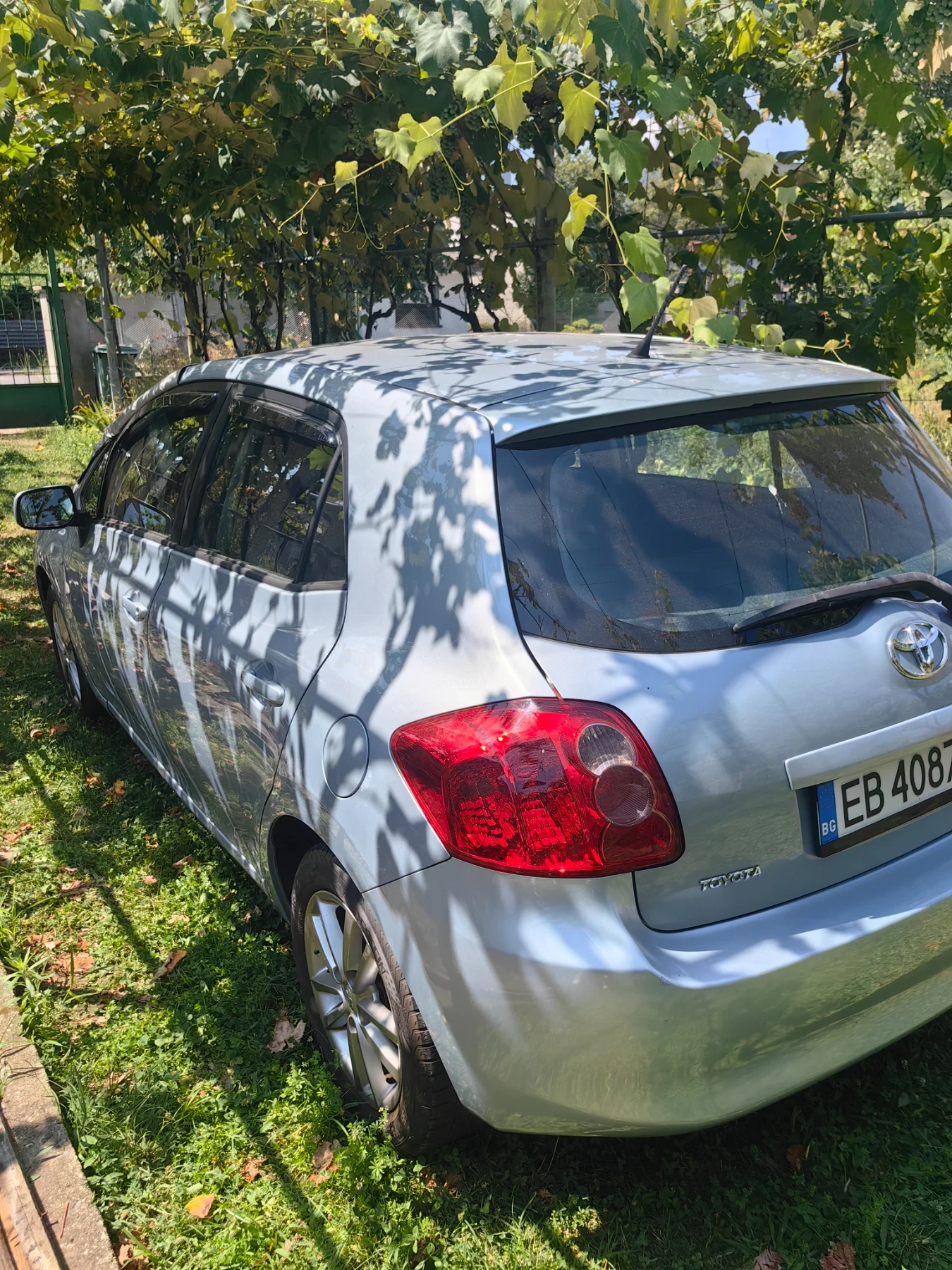 Toyota Auris 1.4 , снимка 10 - Автомобили и джипове - 55594151