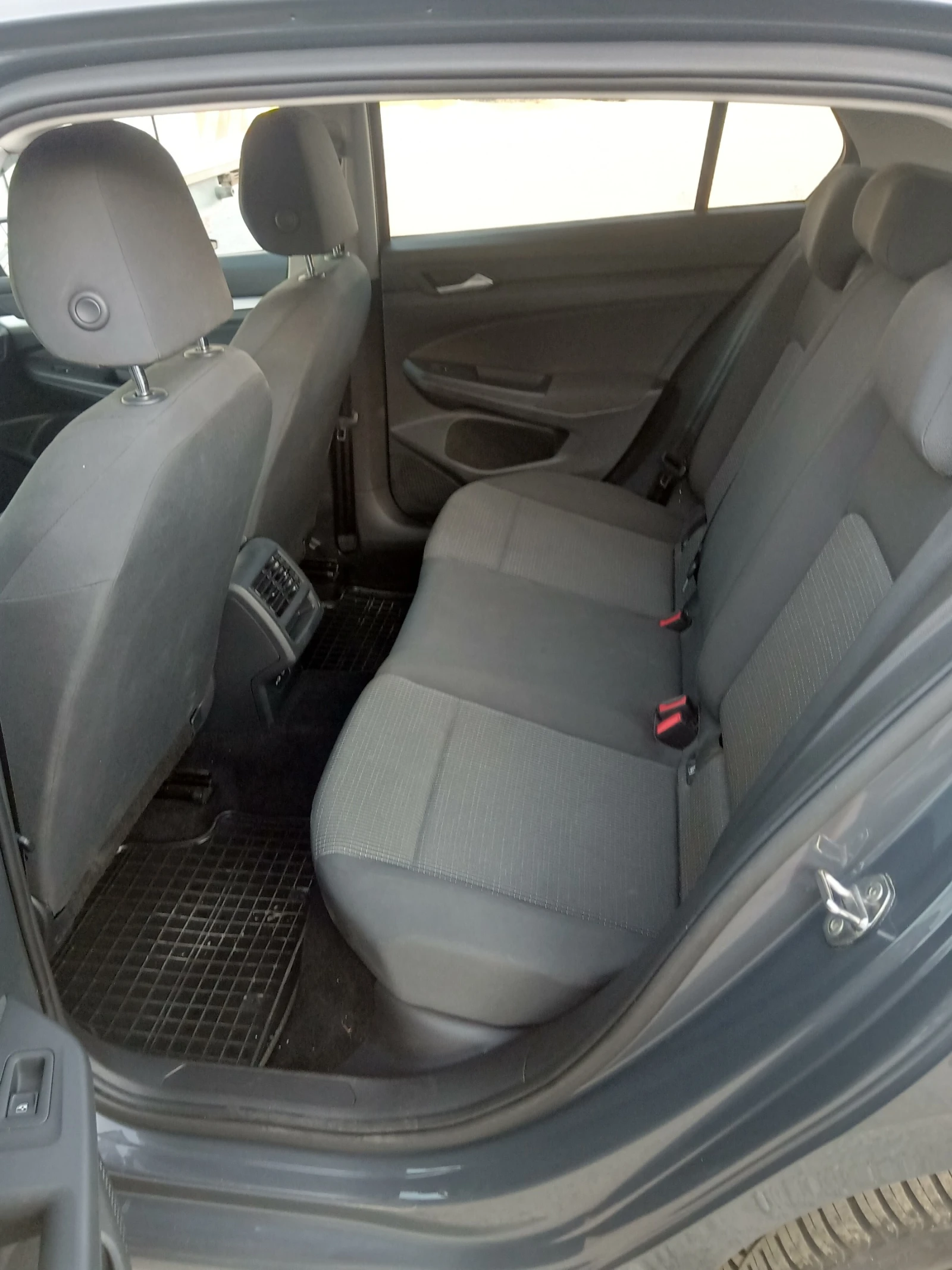 VW Golf TSI, снимка 11 - Автомобили и джипове - 55777223