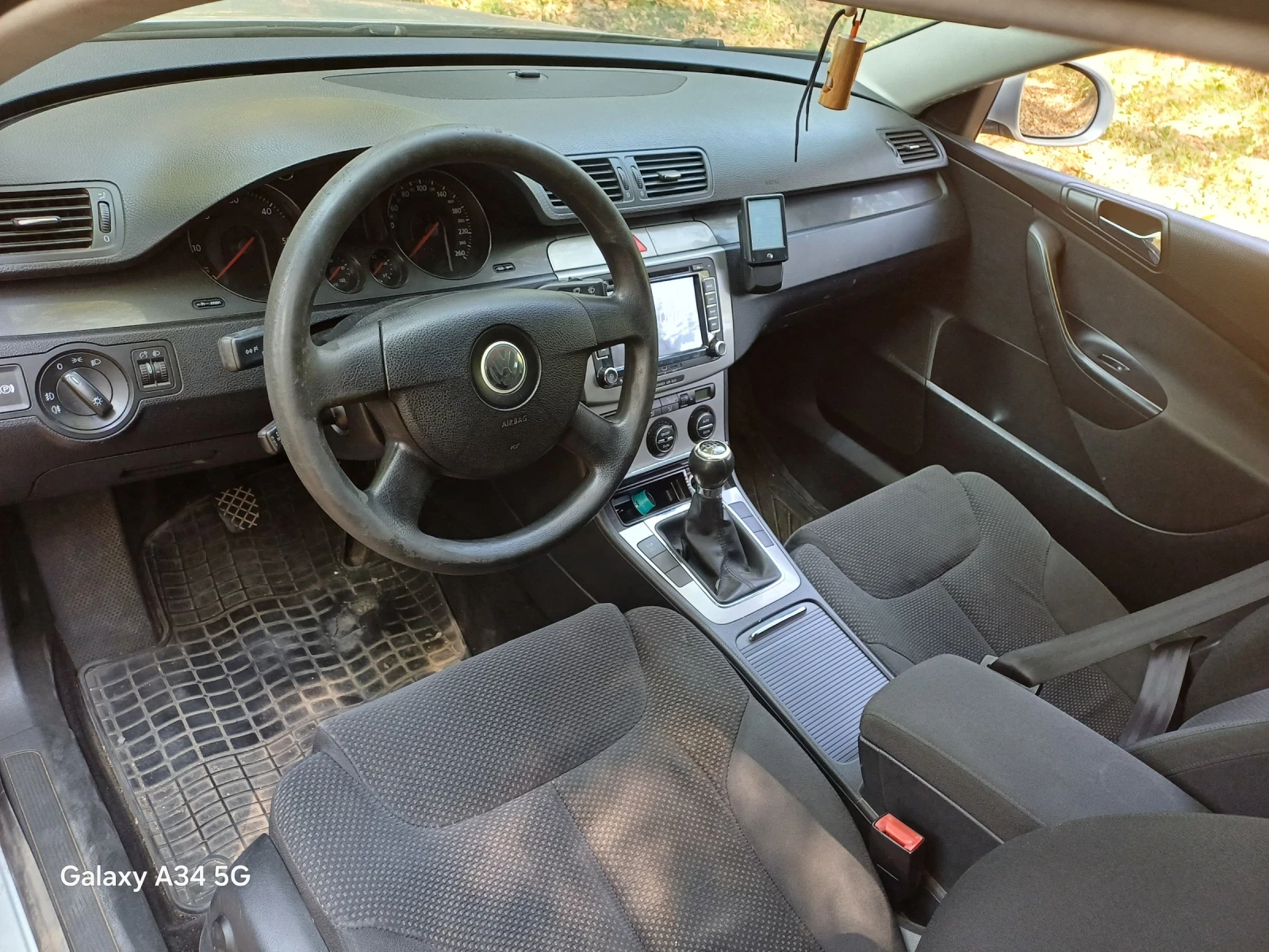 VW Passat, снимка 12 - Автомобили и джипове - 55788441