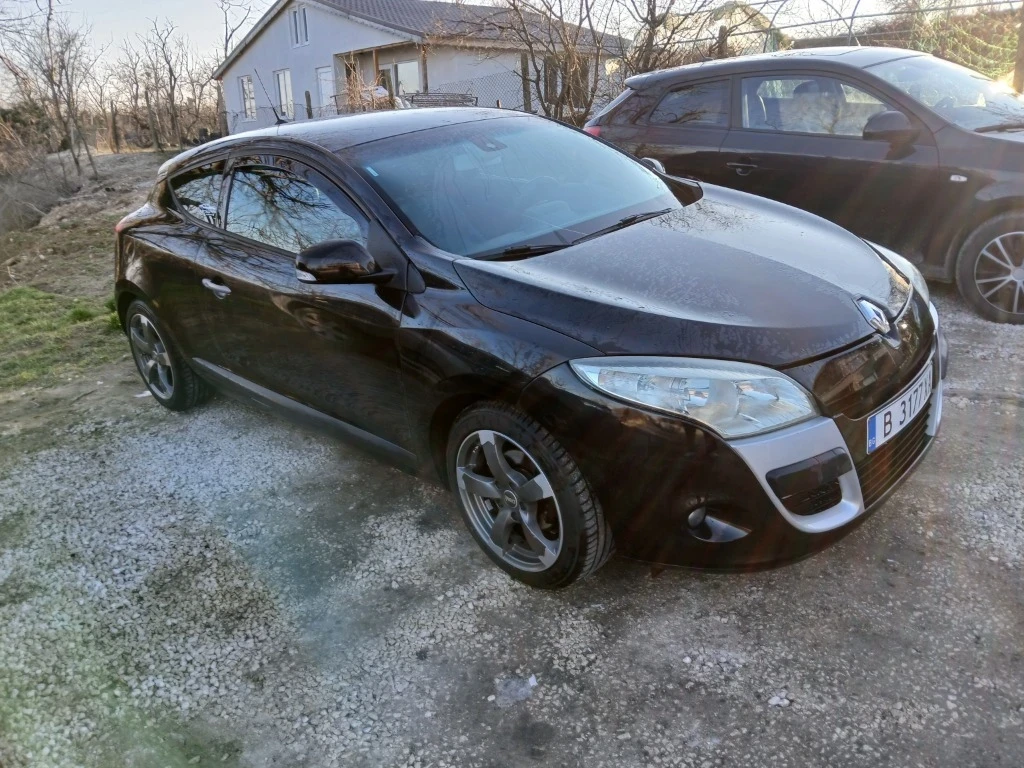 Renault Megane Купе, снимка 6 - Автомобили и джипове - 56559337