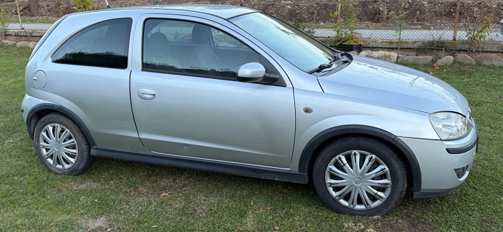 Opel Corsa C 1.3 CDTI , снимка 3 - Автомобили и джипове - 56687778