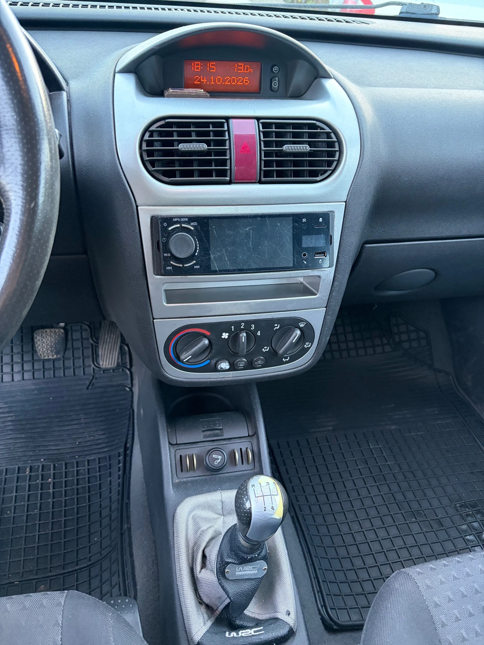 Opel Corsa C 1.3 CDTI , снимка 11 - Автомобили и джипове - 56687778