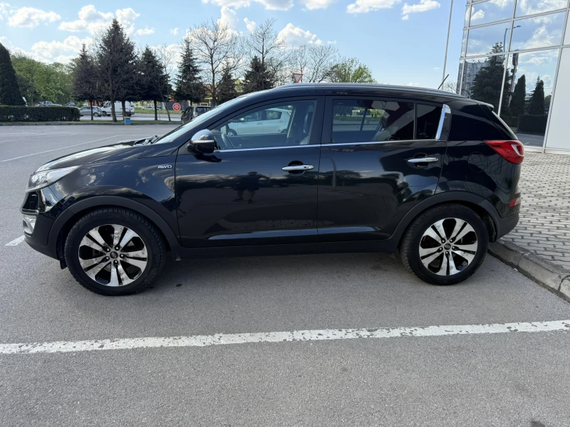 Kia Sportage 2.0 CRDI, снимка 4 - Автомобили и джипове - 52890898