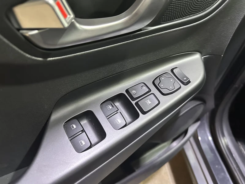 Hyundai Kona SELECT/136HP/D.COCKPIT/ACC/CAM/PDC/DAB+ /LED/865f, снимка 10 - Автомобили и джипове - 52201450