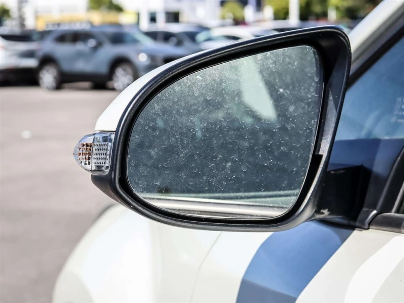 Toyota C-HR * ZGX10L * CARFAX * ЦЕНА ДО БГ, снимка 7 - Автомобили и джипове - 53213258