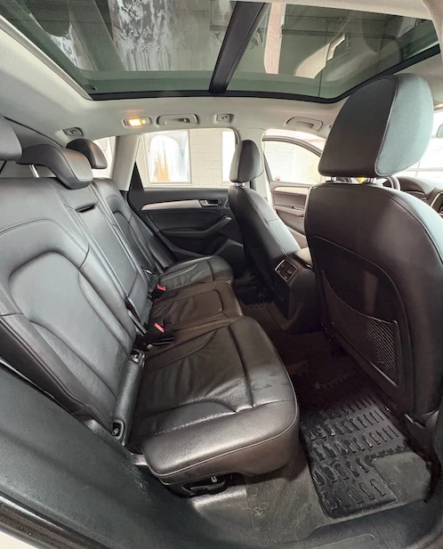 Audi Q5 * 2.0T PROGRESSIV * ПАНОРАМА * ОТ ПРЕДСТАВИТЕЛСТВО, снимка 12 - Автомобили и джипове - 53350582