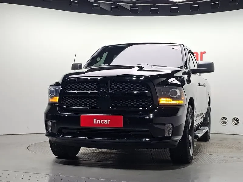 Dodge Ram 5.7/ПОДГРЕВ/НАВИГАЦИЯ, снимка 3 - Автомобили и джипове - 56656434