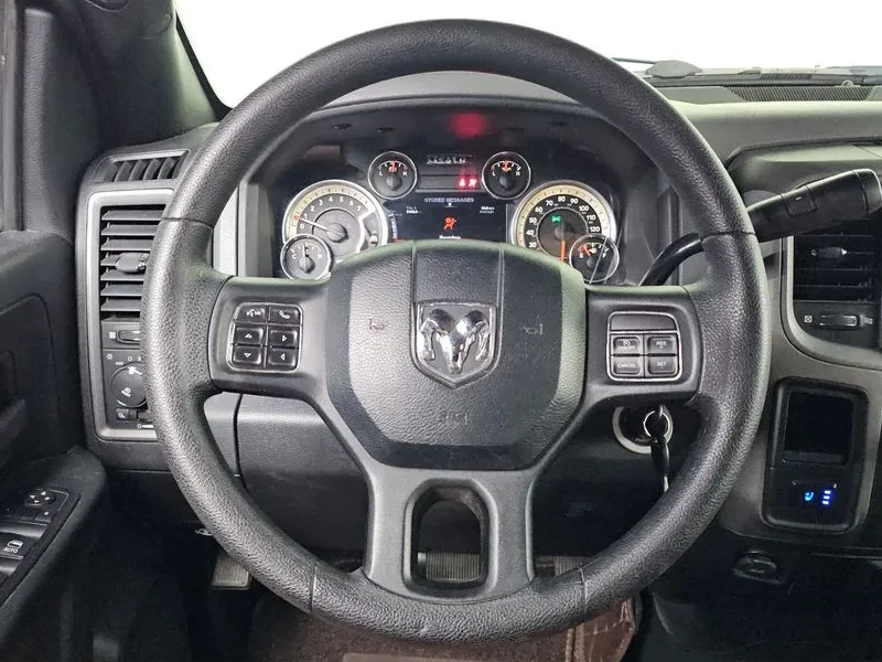 Dodge Ram 5.7/ПОДГРЕВ/НАВИГАЦИЯ, снимка 15 - Автомобили и джипове - 56656434