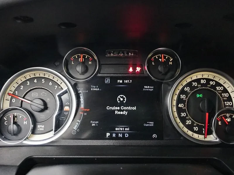 Dodge Ram 5.7/ПОДГРЕВ/НАВИГАЦИЯ, снимка 8 - Автомобили и джипове - 56656434