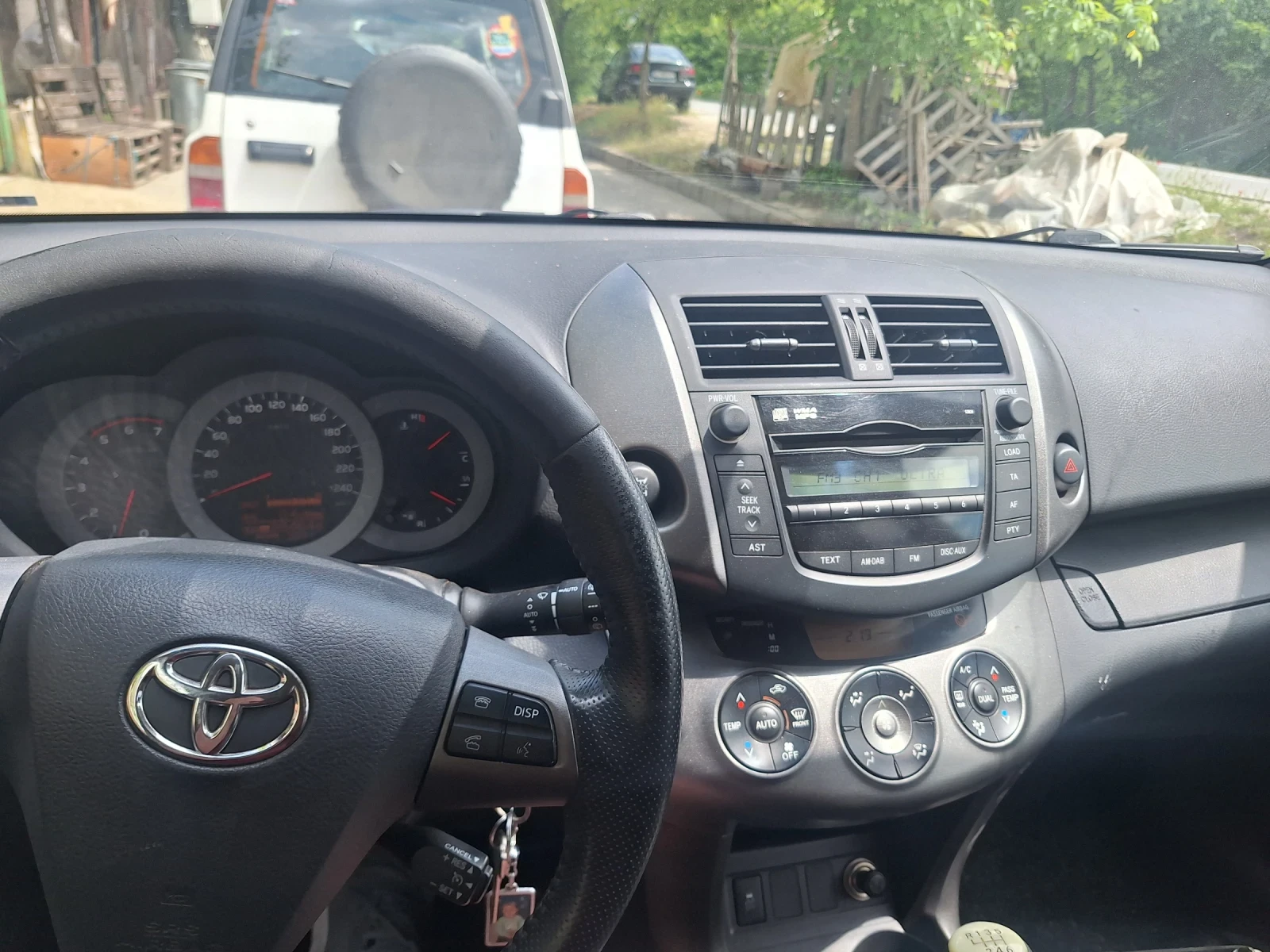 Toyota Rav4  - изображение 6