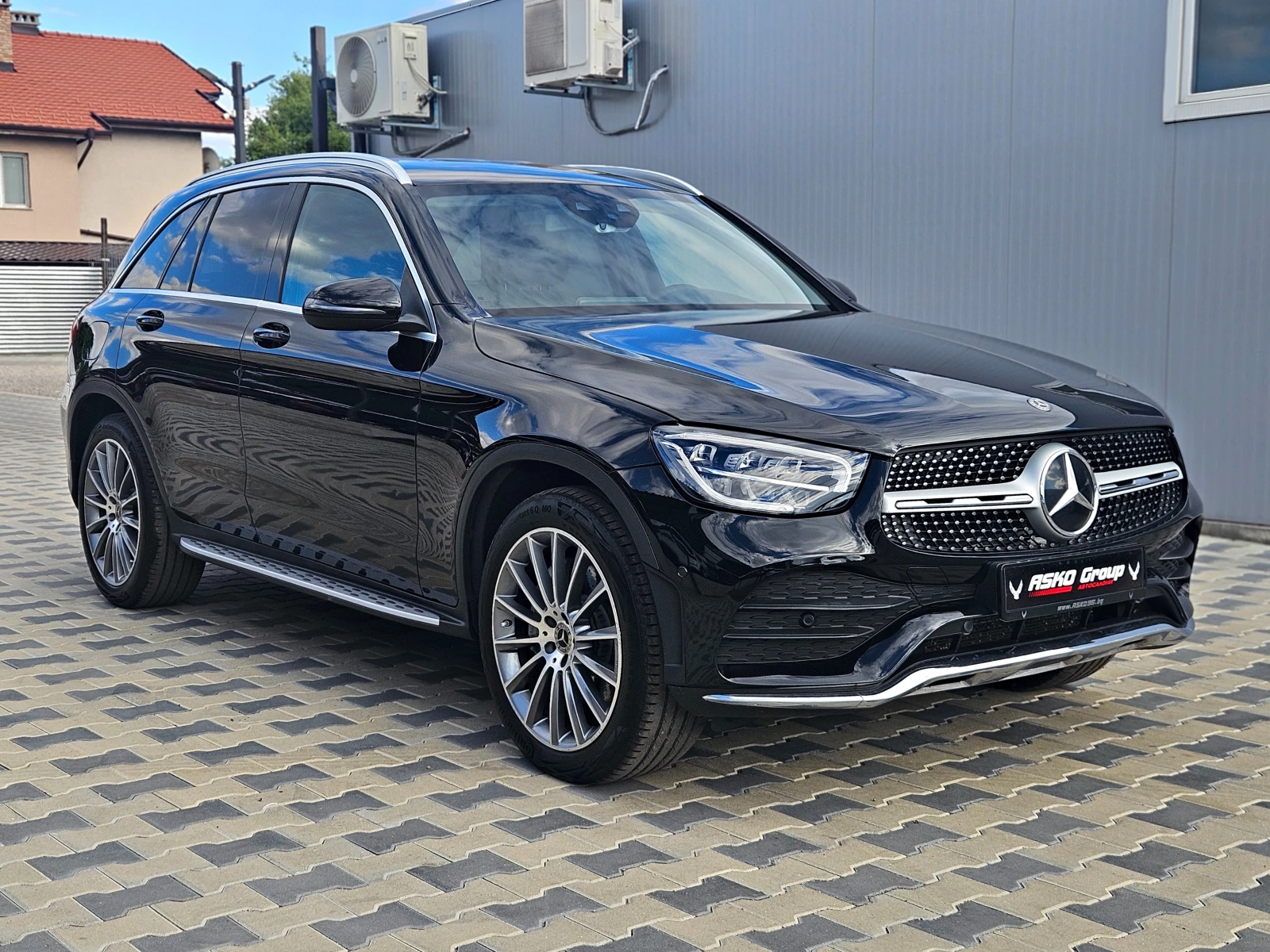 Mercedes-Benz GLC 300 AMG/4MAT/GERMANY/DIGITAL/CAMERA/AIRMATIC/ТЪЧ/LIZIN - изображение 3