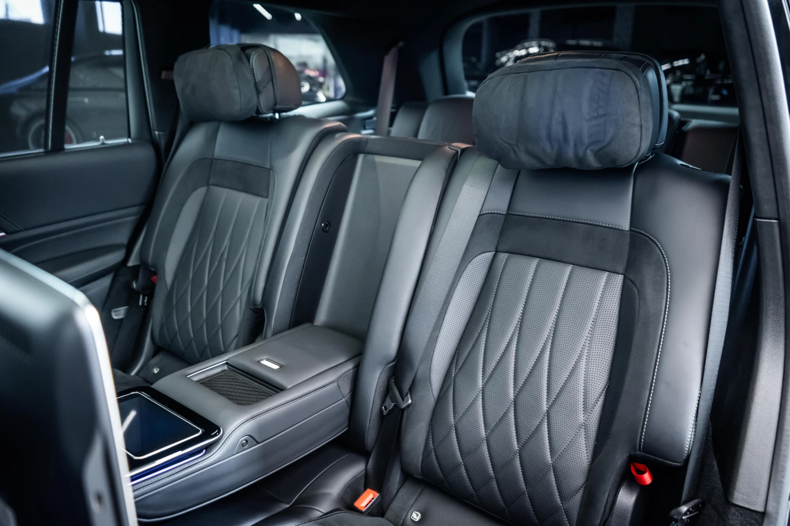 Mercedes-Benz GLS 63 AMG 4M+ Exclusive* Carbon* Burm* Pano* 3TV | Mobile.bg   16