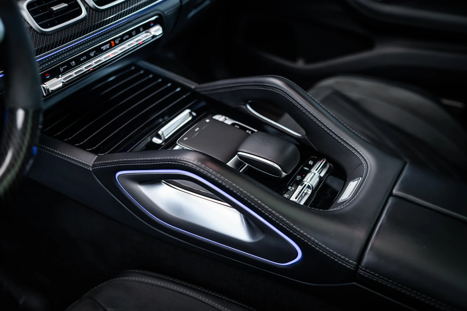 Mercedes-Benz GLS 63 AMG 4M+ Exclusive* Carbon* Burm* Pano* 3TV - изображение 9