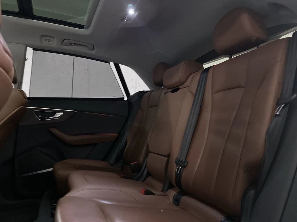 Audi Q8 B&O* DISTRONIC* 360 CAM* ОБДУХВАНЕ* ПАНОРАМА - изображение 10