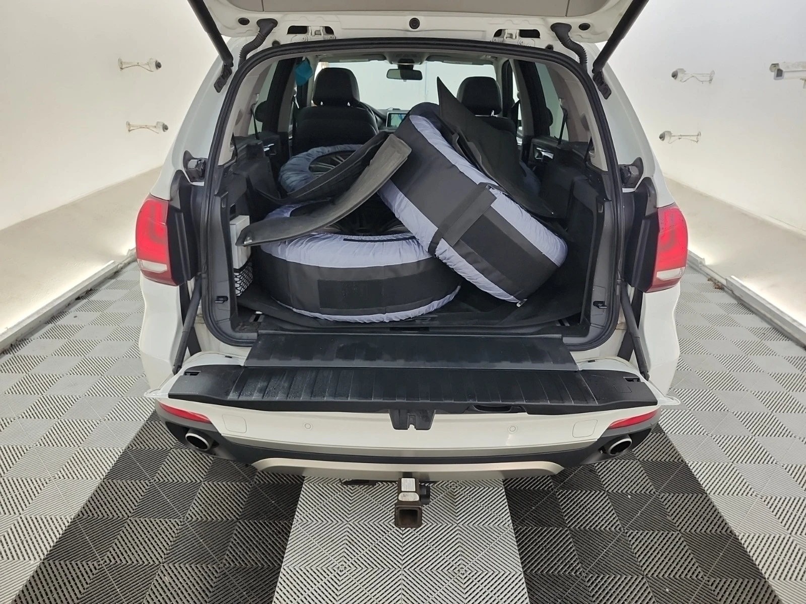 BMW X5 35D * * CARFAX * *   * *  | Mobile.bg   11