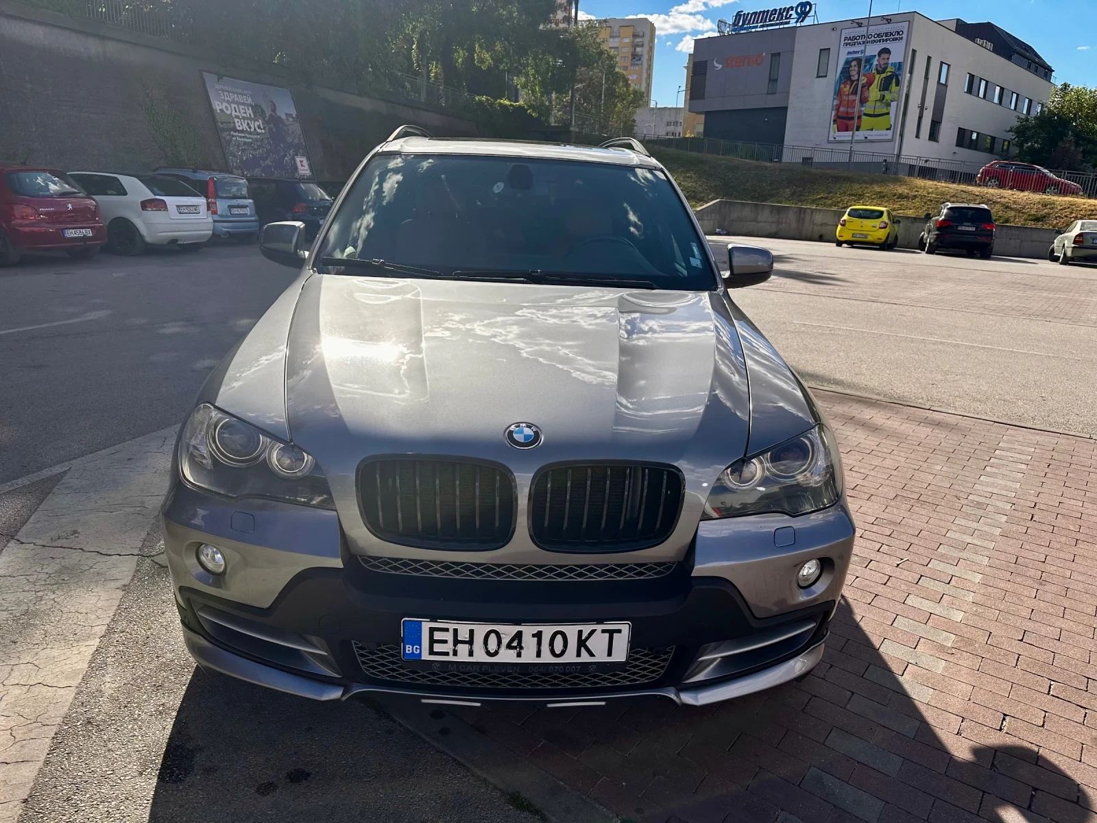 BMW X5 4.8i - изображение 7