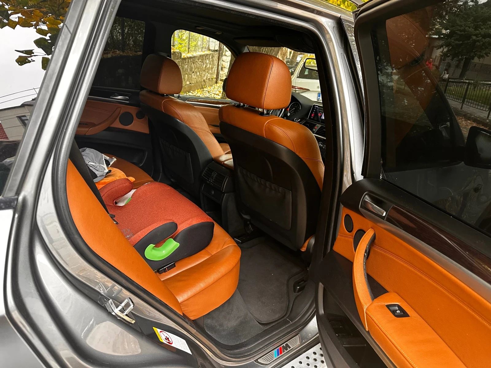 BMW X5 4.8i - изображение 9