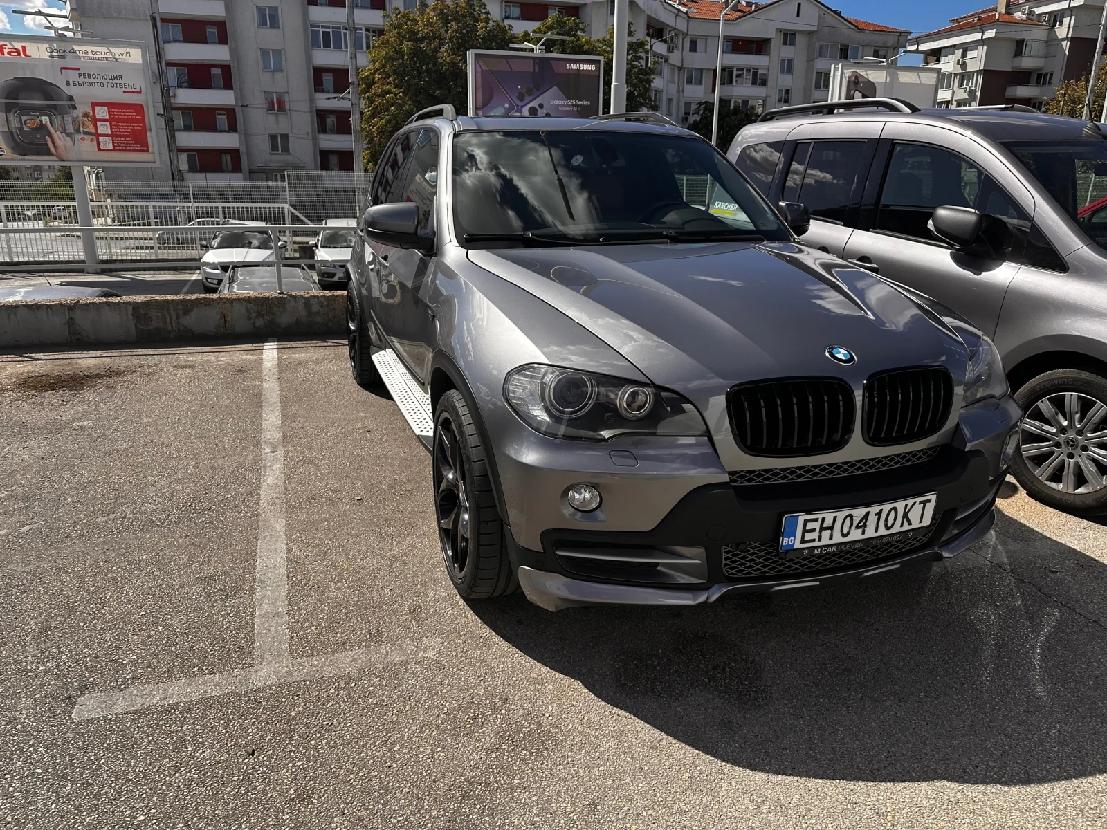 BMW X5 4.8i - изображение 2