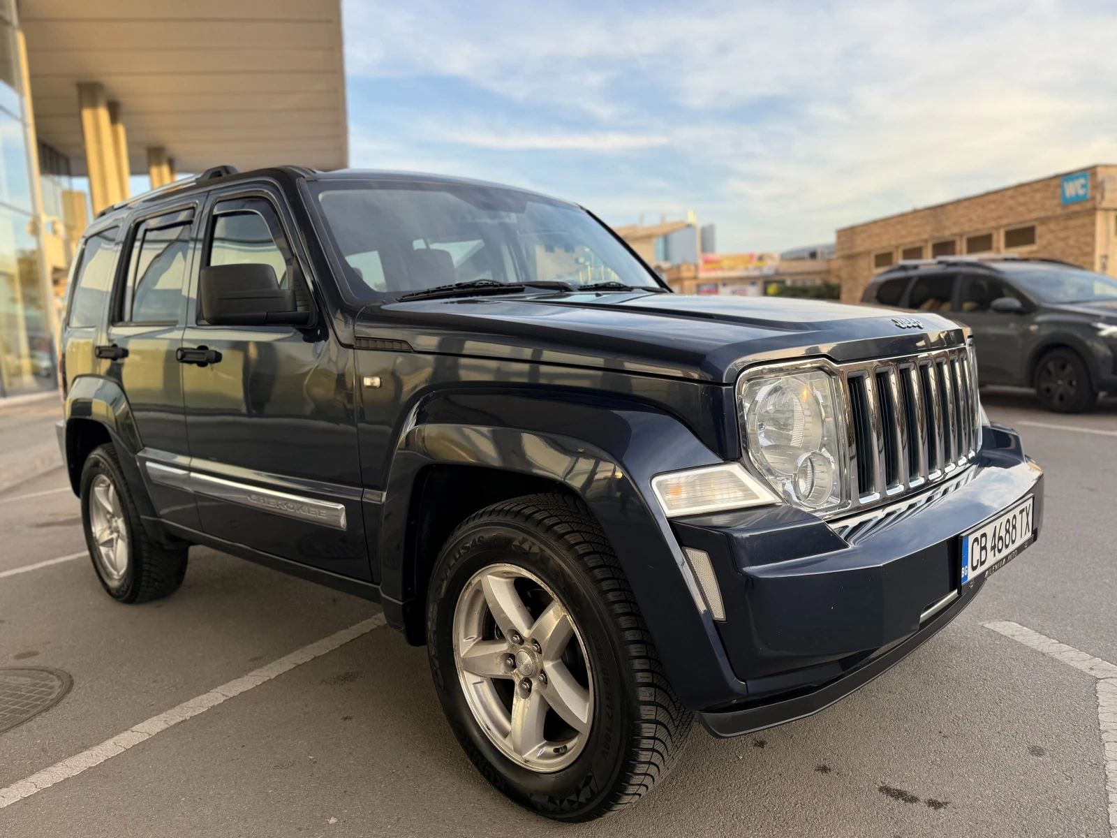 Jeep Cherokee 6 МЕСЕЦА ГАРАНЦИЯ/2.8CRDI 177к.с. 4х4/Блокаж - изображение 6