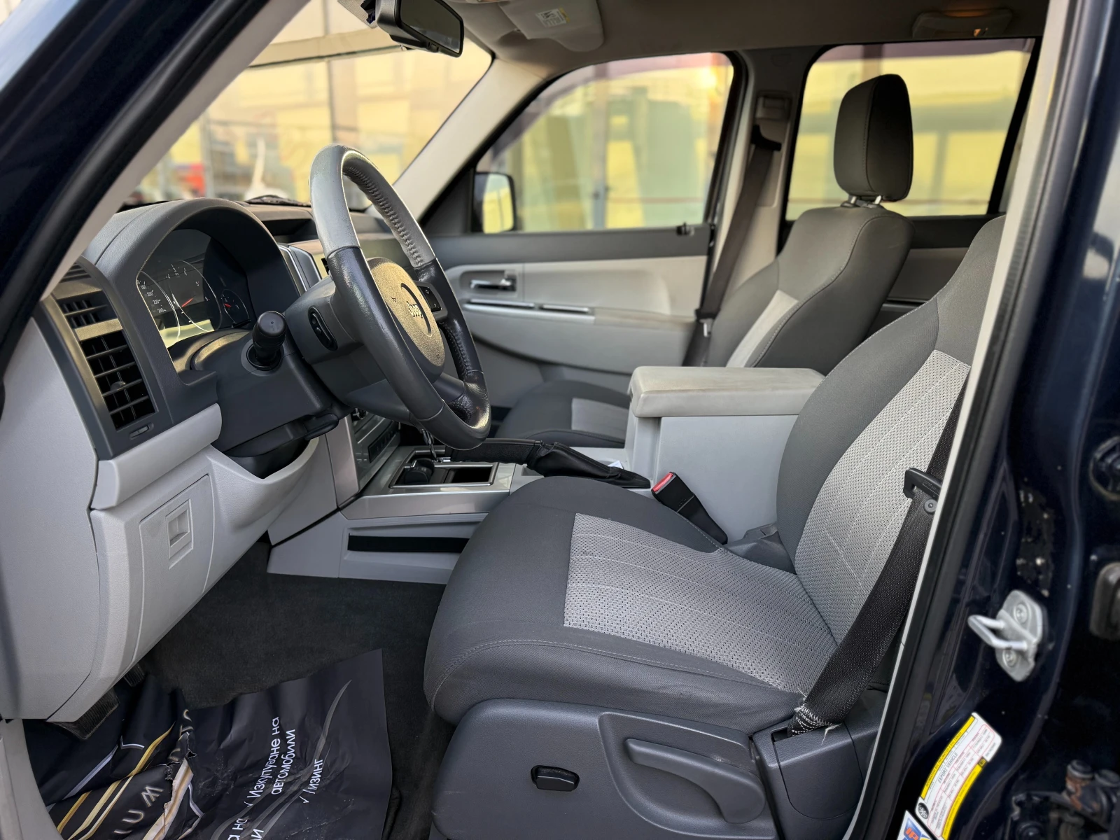 Jeep Cherokee 6 МЕСЕЦА ГАРАНЦИЯ/2.8CRDI 177к.с. 4х4/Блокаж - изображение 7