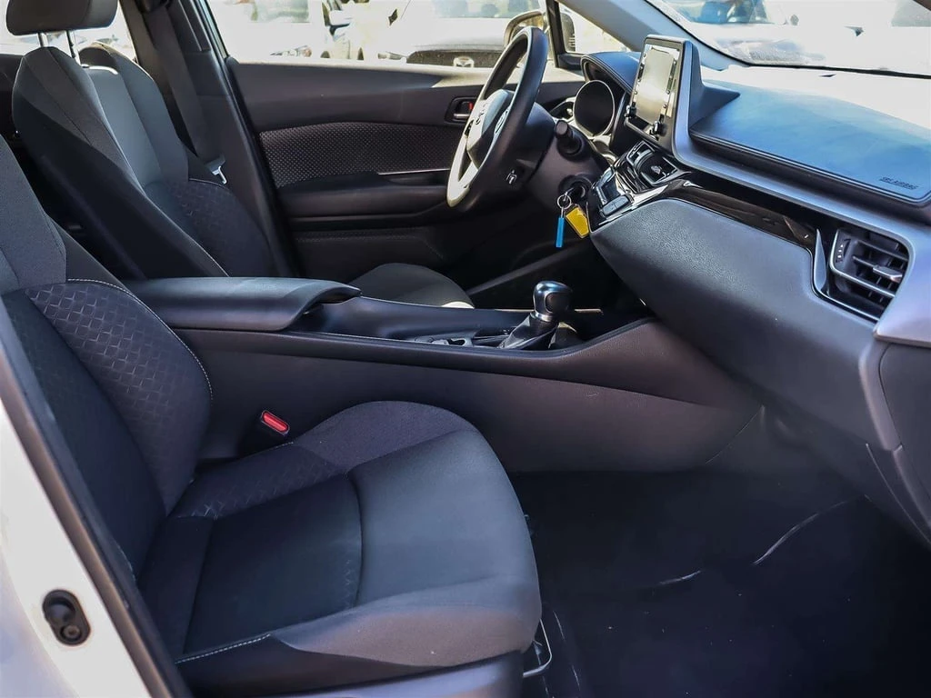 Toyota C-HR * ZGX10L * CARFAX * ���� �� �� | Mobile.bg � ����������� 17