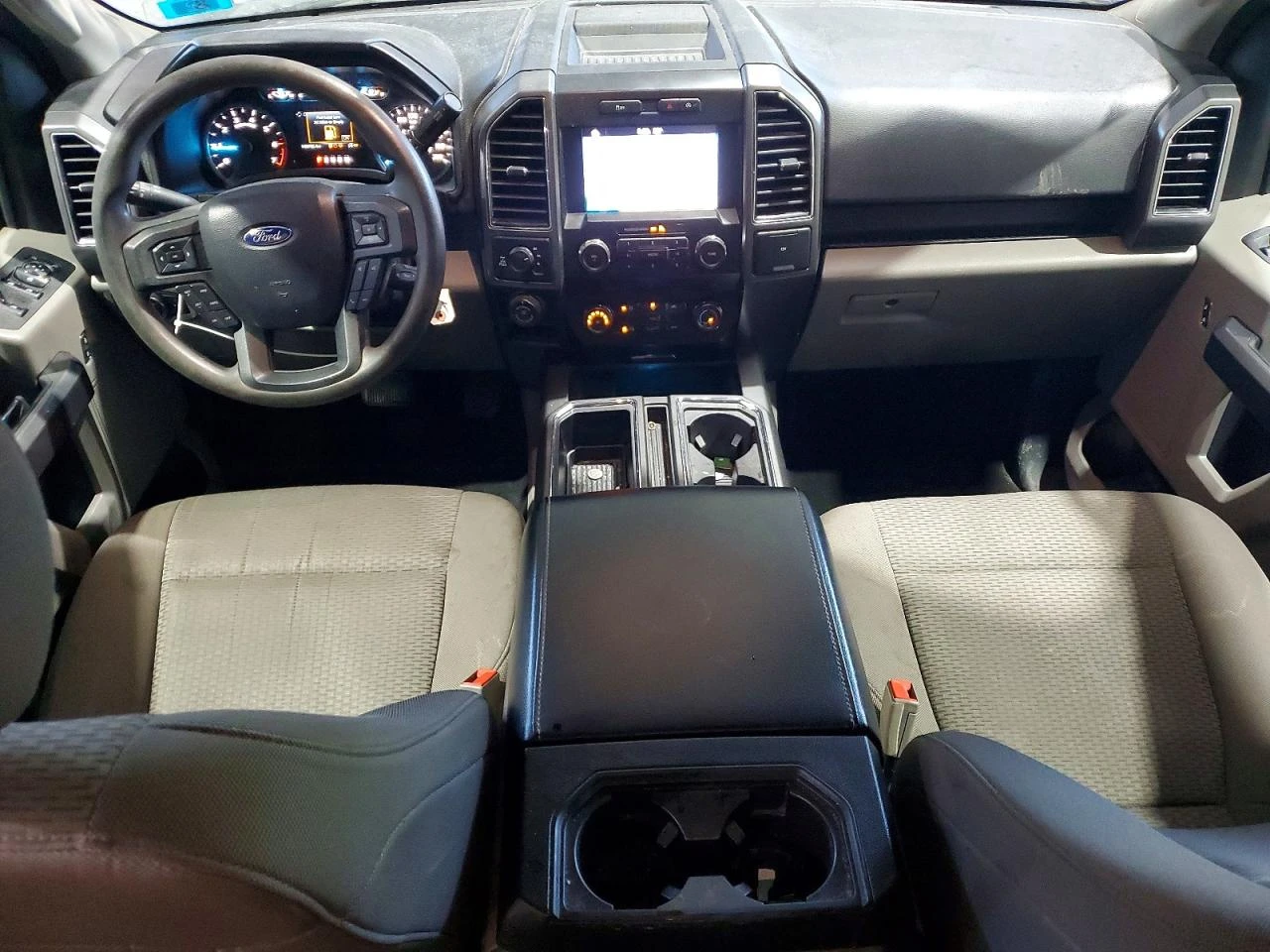 Ford F150 2.7l Supercrew, снимка 8 - Автомобили и джипове - 53966231