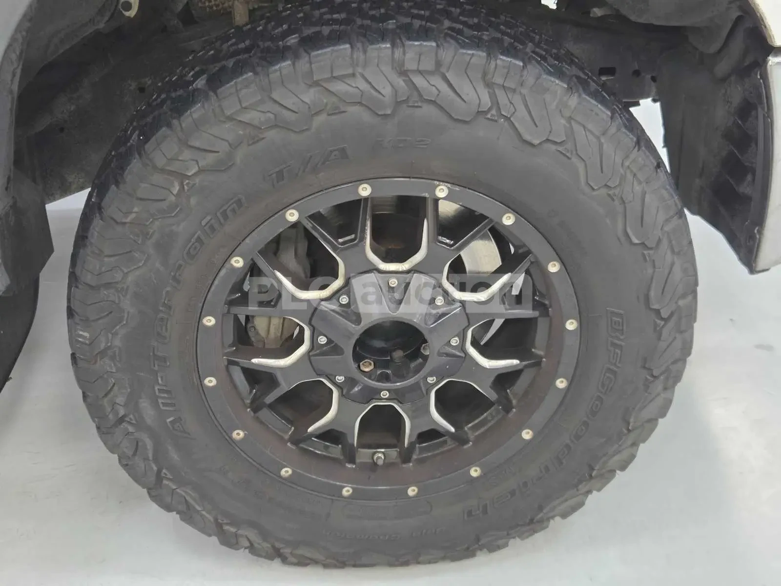 Toyota Tundra 5.7L V8 | 4X4 | КОЖЕН САЛОН | ПОДГРЕВ, снимка 15 - Автомобили и джипове - 53989502