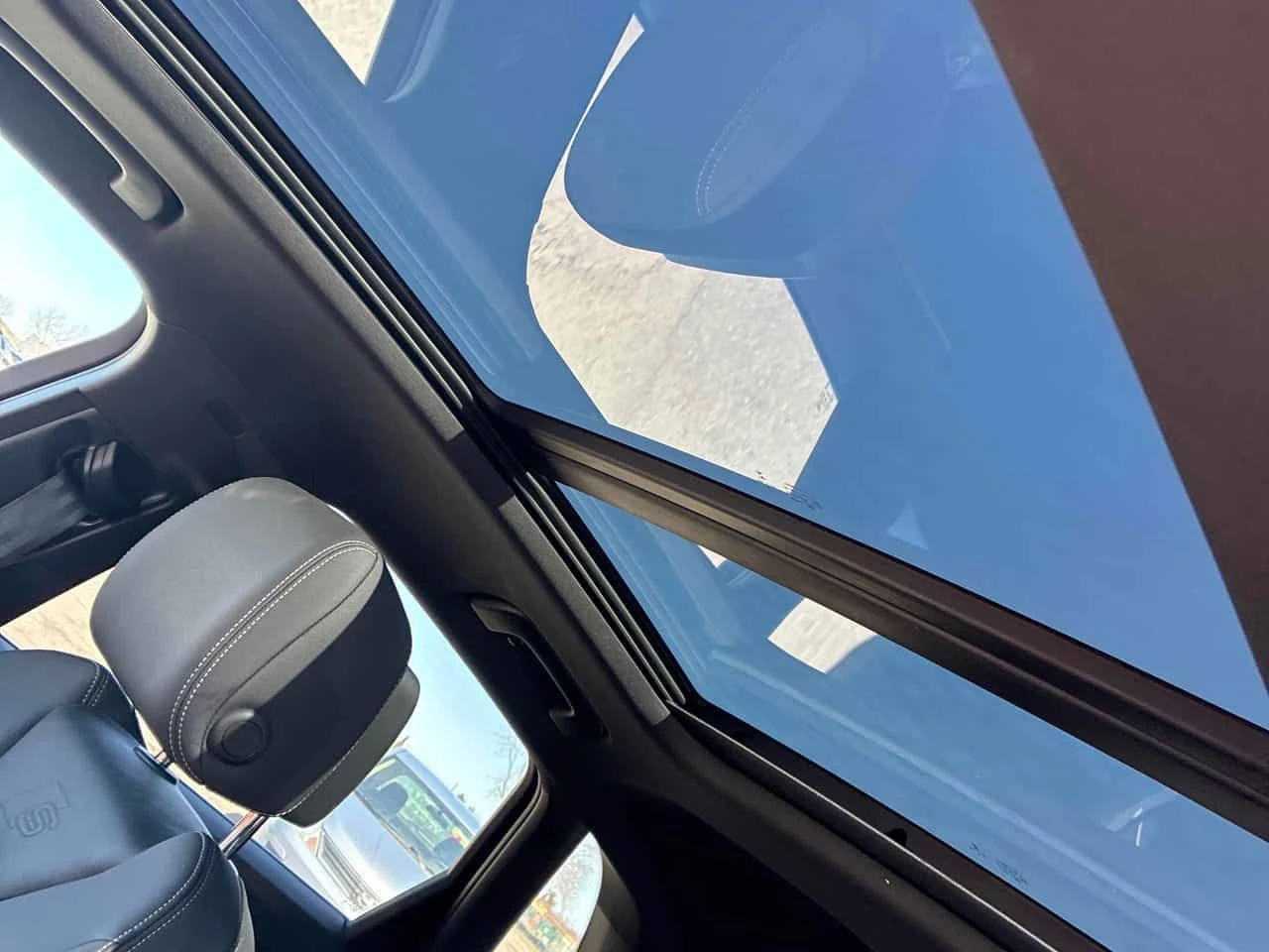 Audi Q3 Technik S LINE/ДИСТРОНИК/360 КАМЕРИ/ПАНОРАМА, снимка 15 - Автомобили и джипове - 54311160