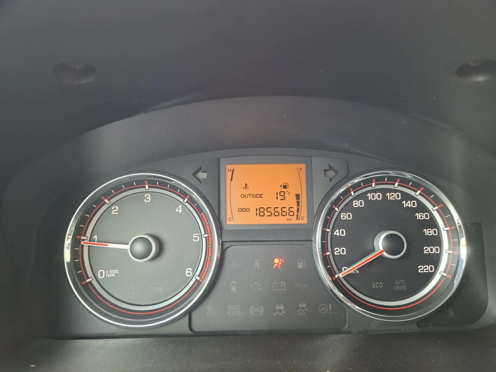 SsangYong Korando, снимка 14 - Автомобили и джипове - 54822703