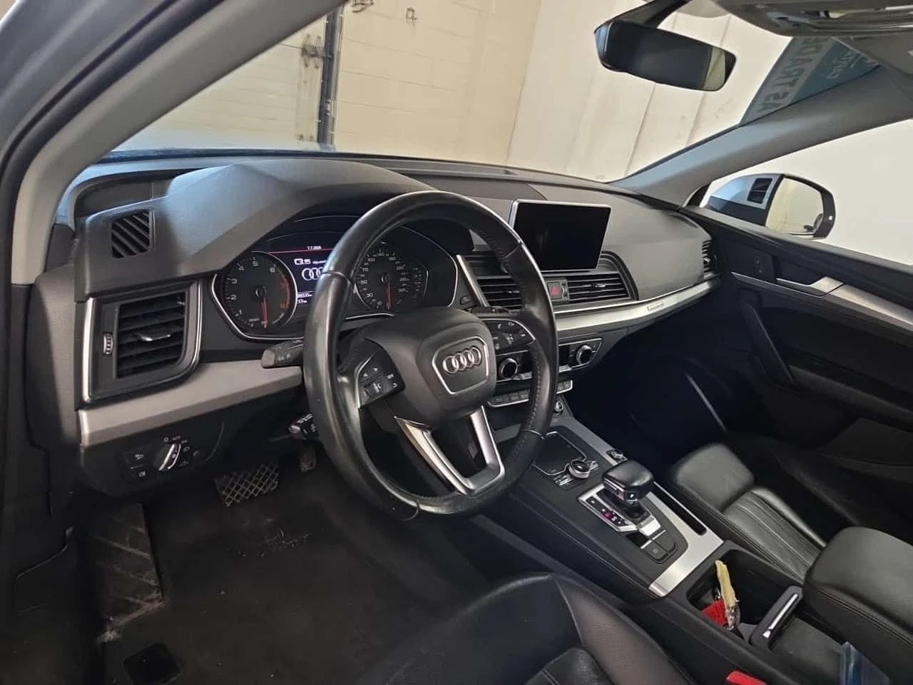 Audi Q5 * PREMIUM PLUS * CARFAX * , снимка 10 - Автомобили и джипове - 55500599
