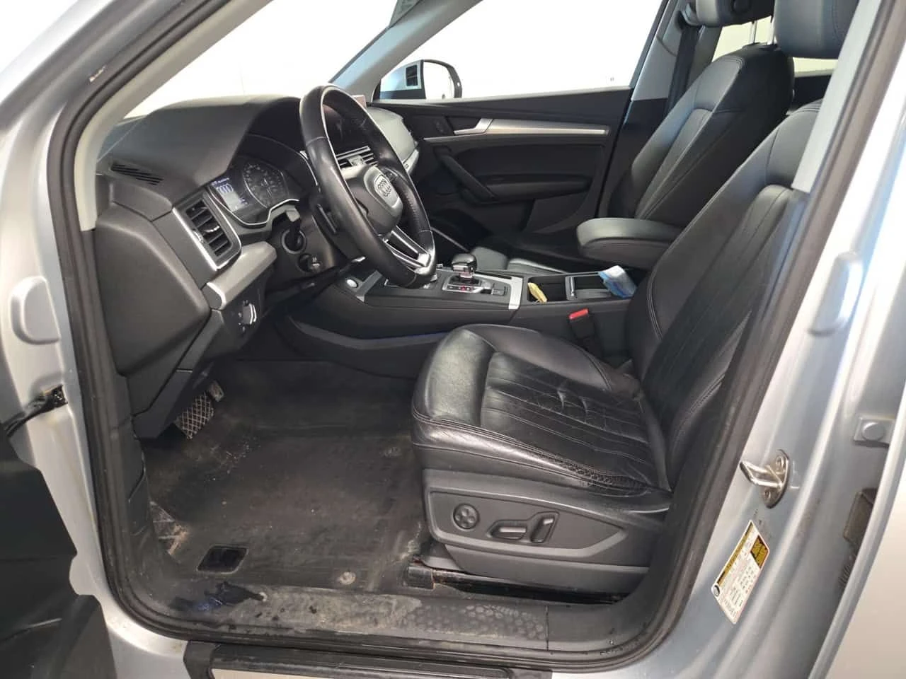 Audi Q5 * PREMIUM PLUS * CARFAX * , снимка 5 - Автомобили и джипове - 55500599