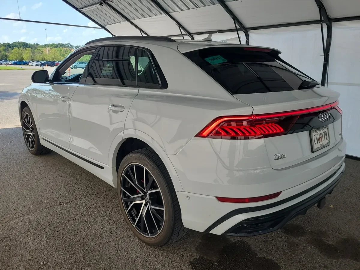 Audi Q8 Prestige * Проблем в мотора, снимка 3 - Автомобили и джипове - 55663895
