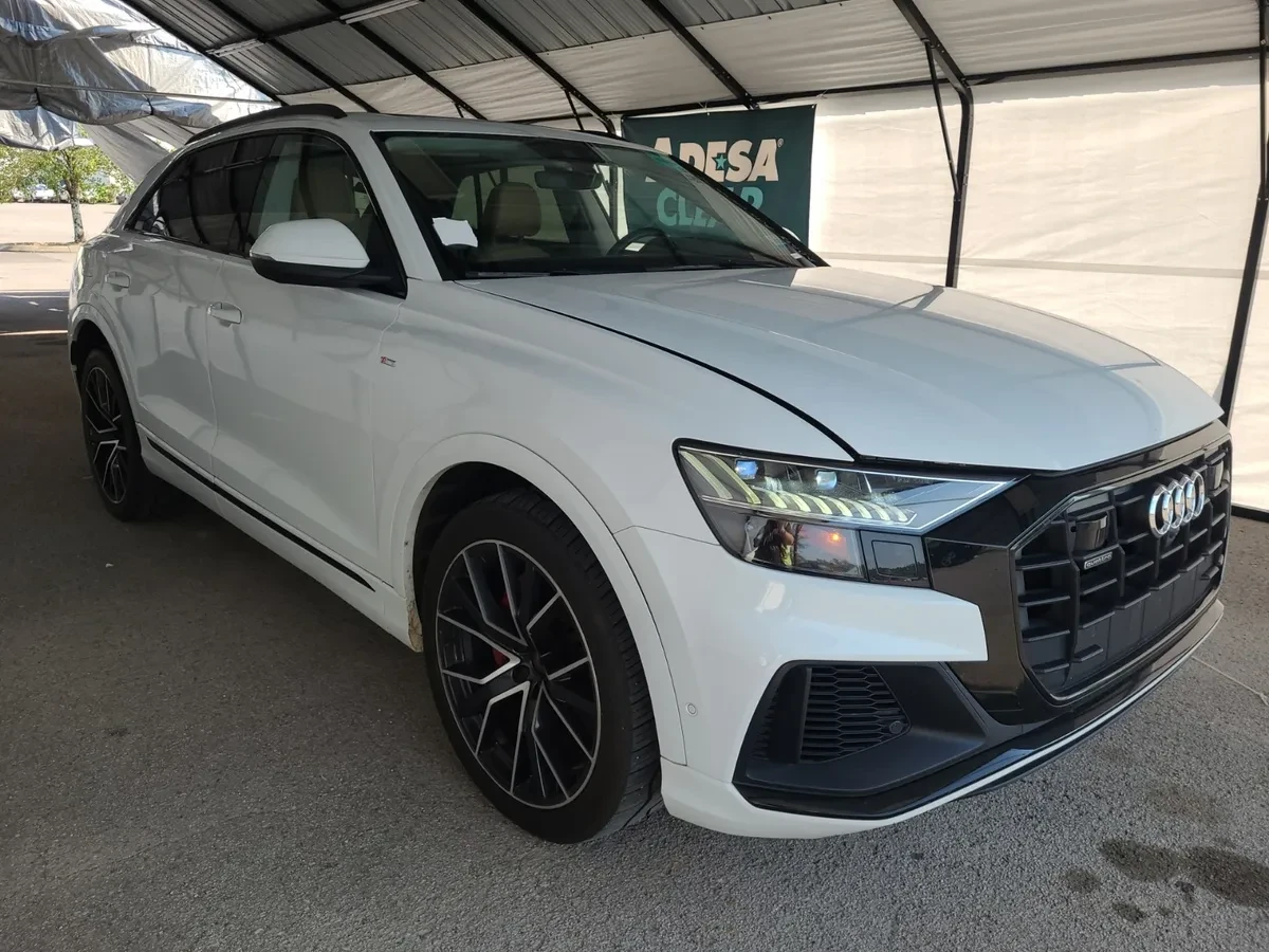 Audi Q8 Prestige * Проблем в мотора, снимка 6 - Автомобили и джипове - 55663895