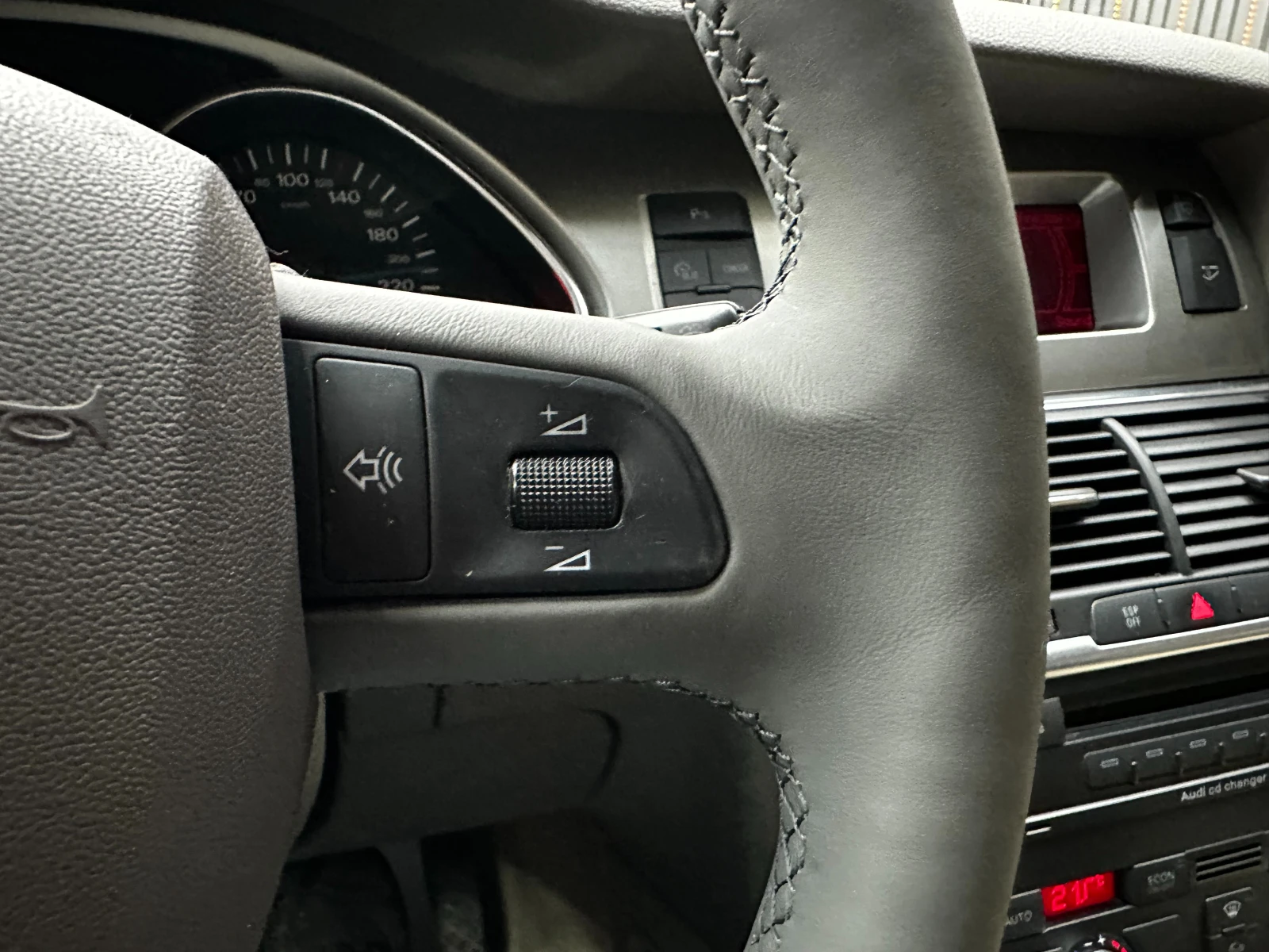 Audi Q7 3.0d 233 к.с. , снимка 16 - Автомобили и джипове - 56375435