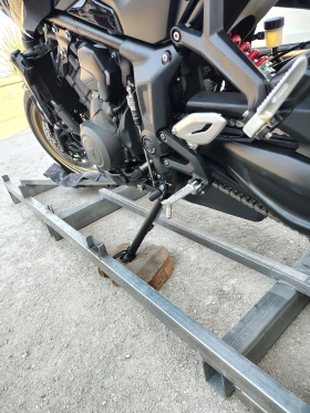 Triumph Trident 800 2026 798 куб.см., снимка 7