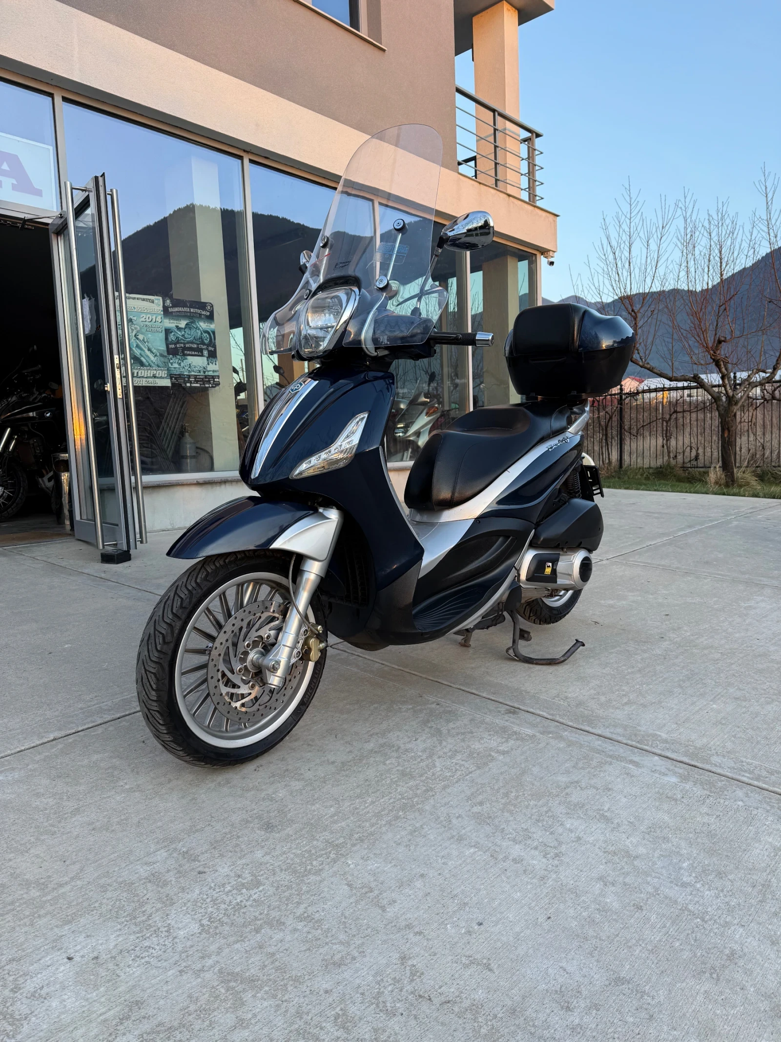 Piaggio Beverly 2015 300i - изображение 2