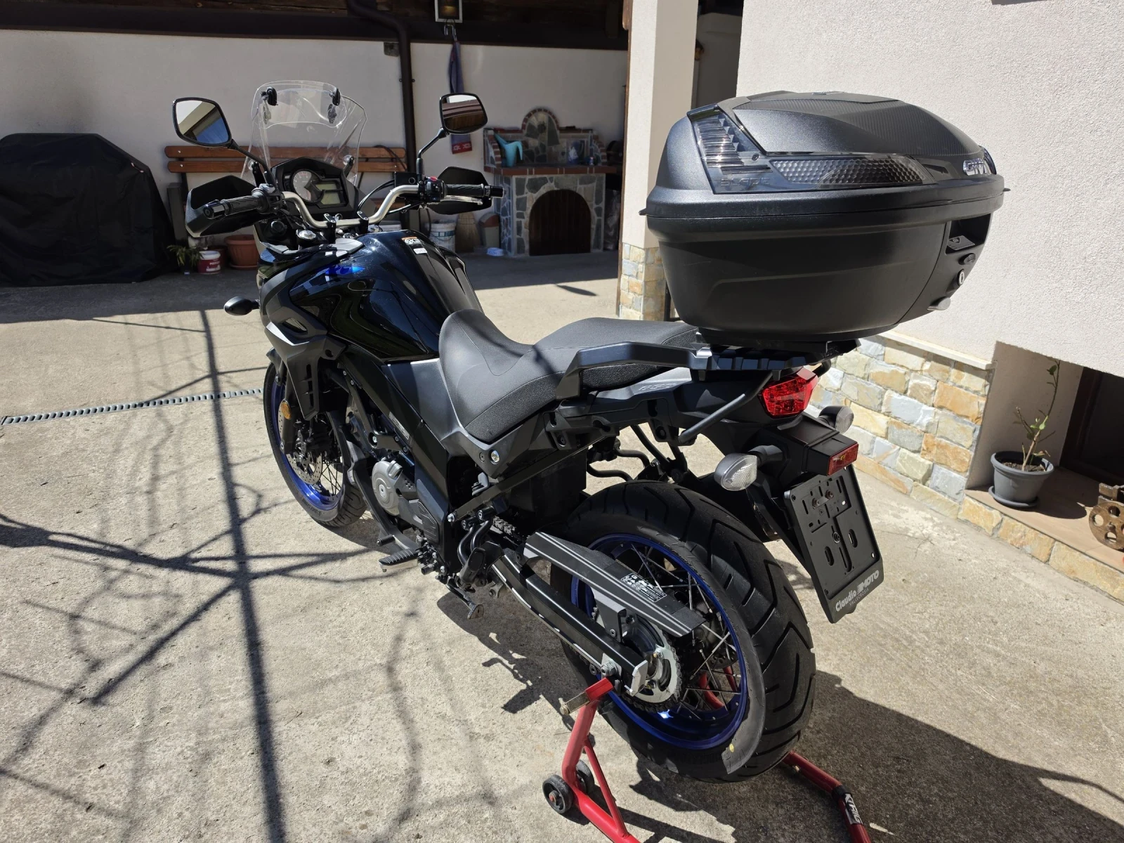 Suzuki V-strom 650 XT - ABS LED TC, снимка 3 - Мотоциклети и мототехника - 54111857