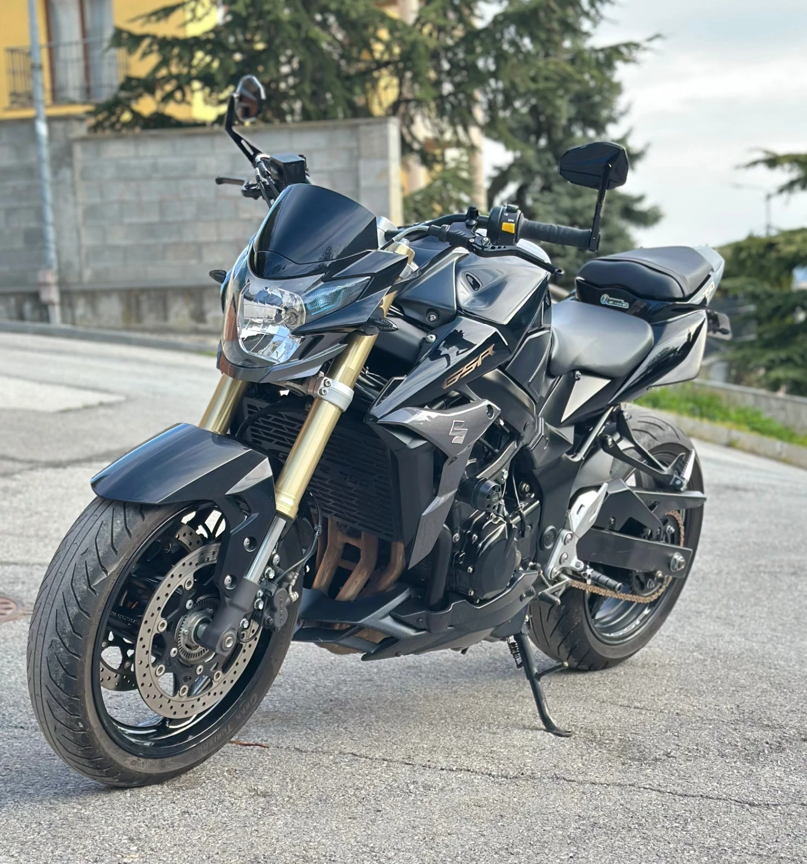Suzuki Gsr 750 ABS категория А2