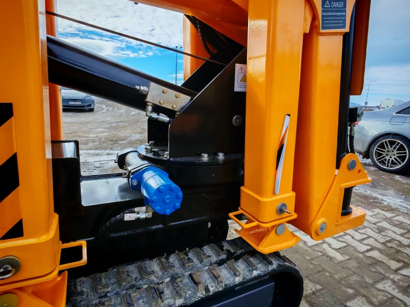 Автокран Друга марка Bautrax SPC30, снимка 9 - Индустриална техника - 53108135