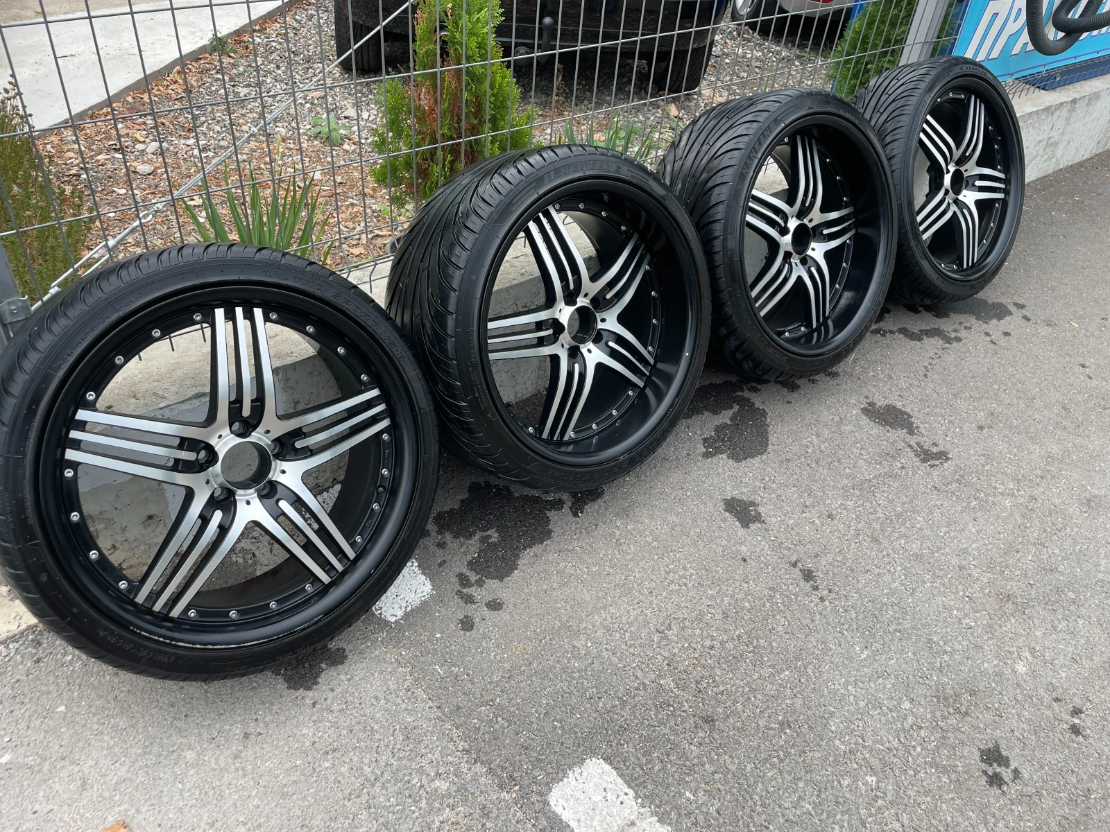 ���� � ������ 245/35R20 | Mobile.bg � ����������� 1