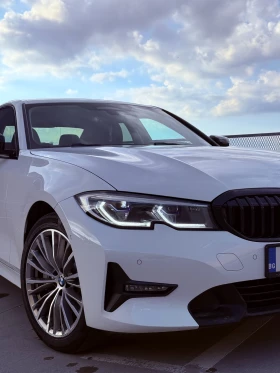 BMW 330 Laser/360 Camera/Full Assist/Подгрев/Кожа, снимка 11