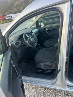 VW Caddy 5 МЕСТА-КЛИМАТИК-2.0TDI, снимка 15