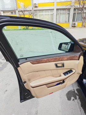 Mercedes-Benz E 220, снимка 4