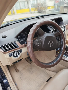Mercedes-Benz E 220, снимка 5