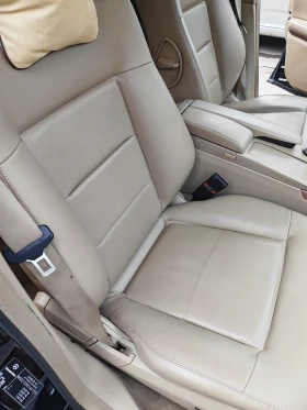 Mercedes-Benz E 220, снимка 13