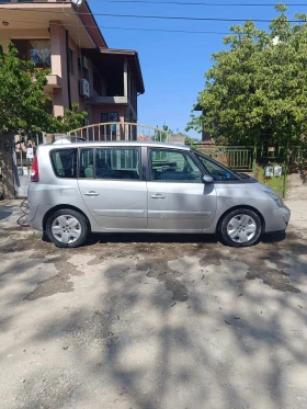 Renault Espace 2.2dCi. 7 местен, снимка 5