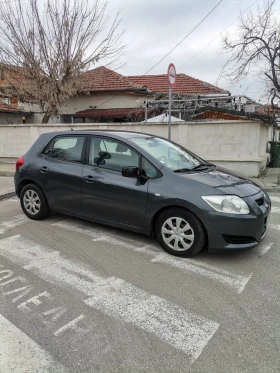 Toyota Auris 1.4 D4D 90к.155х.км, снимка 2