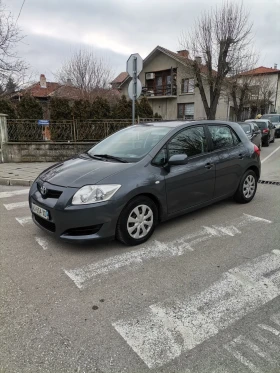 Toyota Auris 1.4 D4D 90к.155х.км, снимка 6